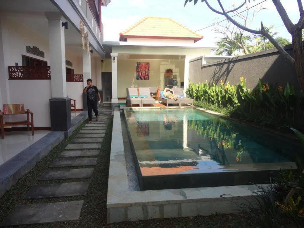 Md Guesthouse By Best Deals Asia Hospitality 塞米亚克 外观 照片