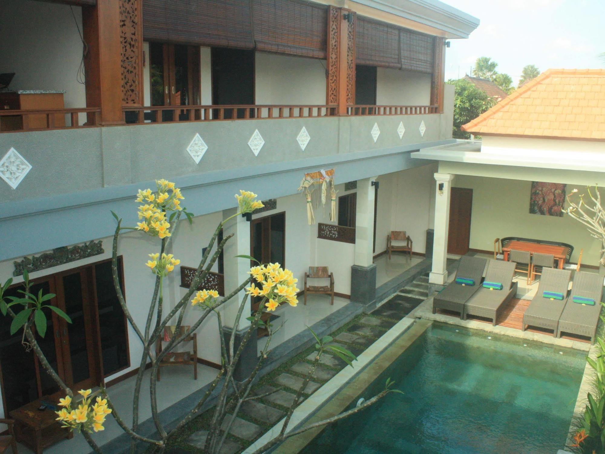 Md Guesthouse By Best Deals Asia Hospitality 塞米亚克 外观 照片